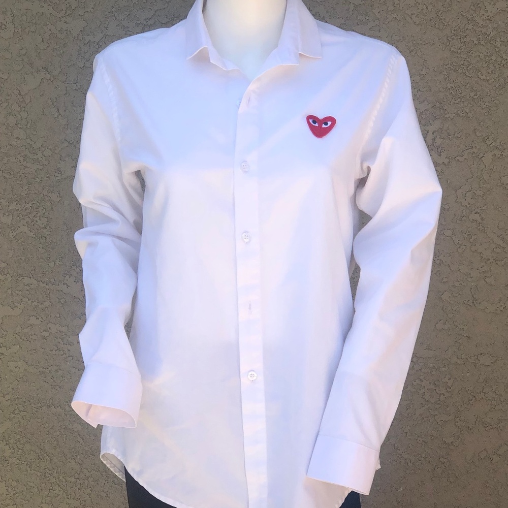 Chuot Trang since 2012 White Button Front Shirt  sz L